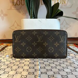 Louis Vuitton Brown Monogram Zipper Wallet
